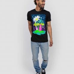 INTO THE AM Daisy Spores Tee Men