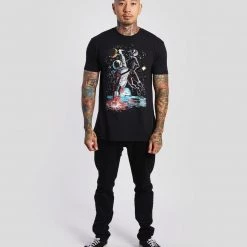 INTO THE AM Tops & Outerwear Knockout Tee