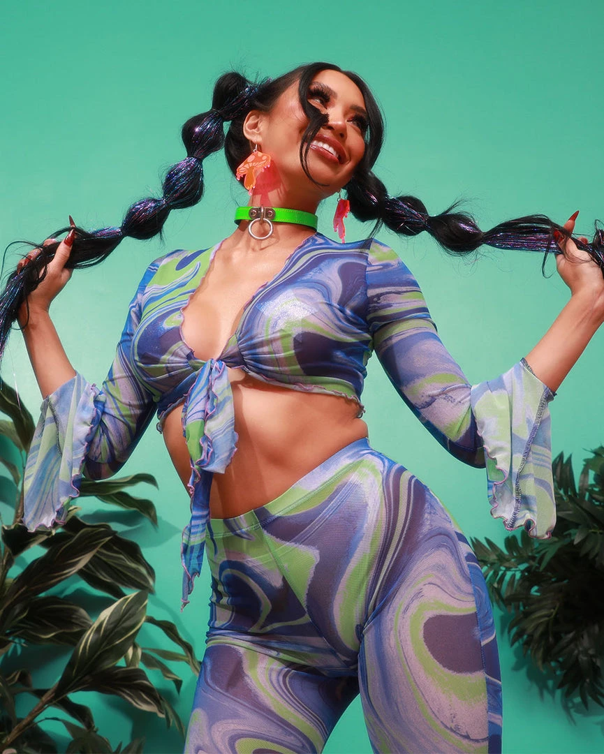 IHeartRaves Serving Swirls Outfit