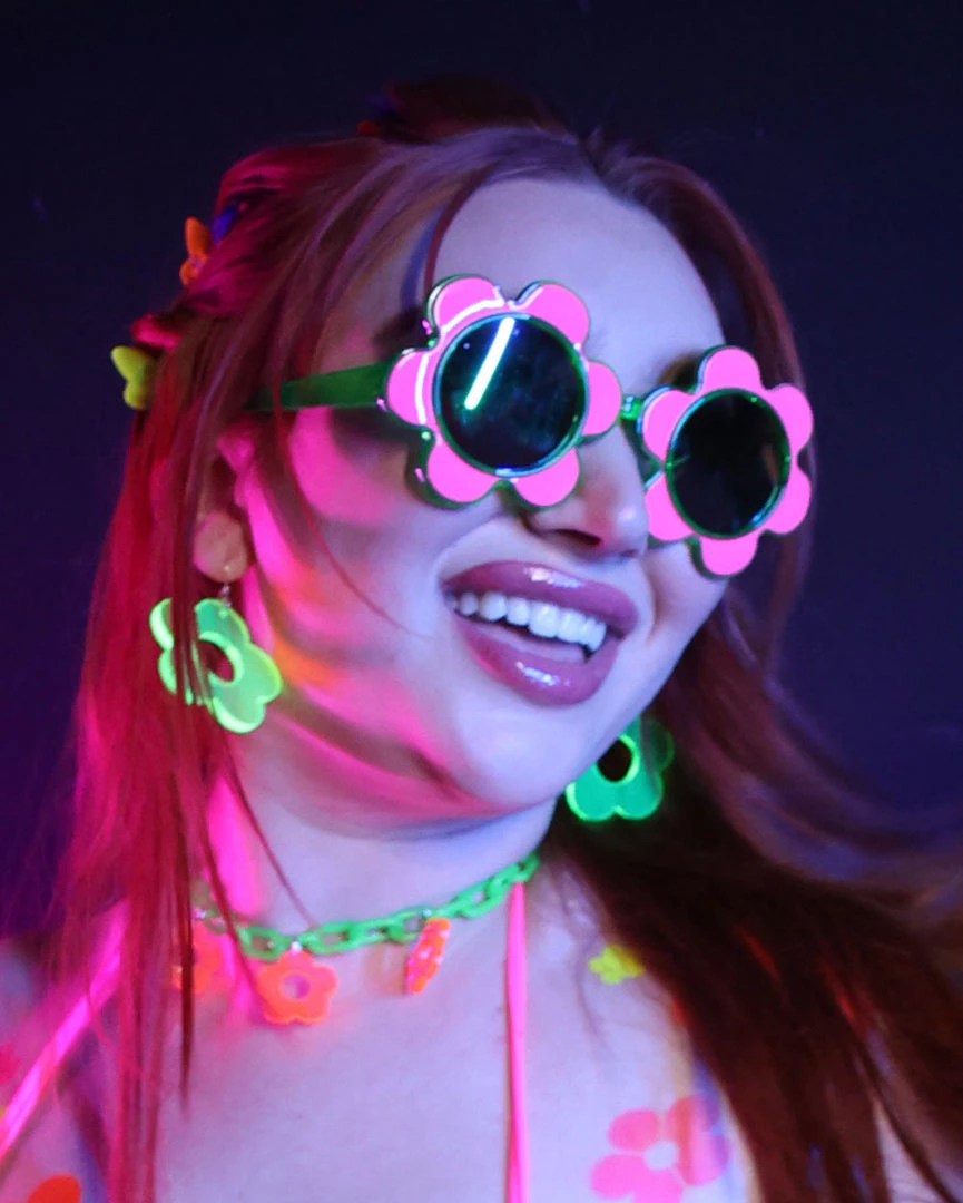 Lucent Product Inc. Dreamgirl Green Floral Sunglasses
